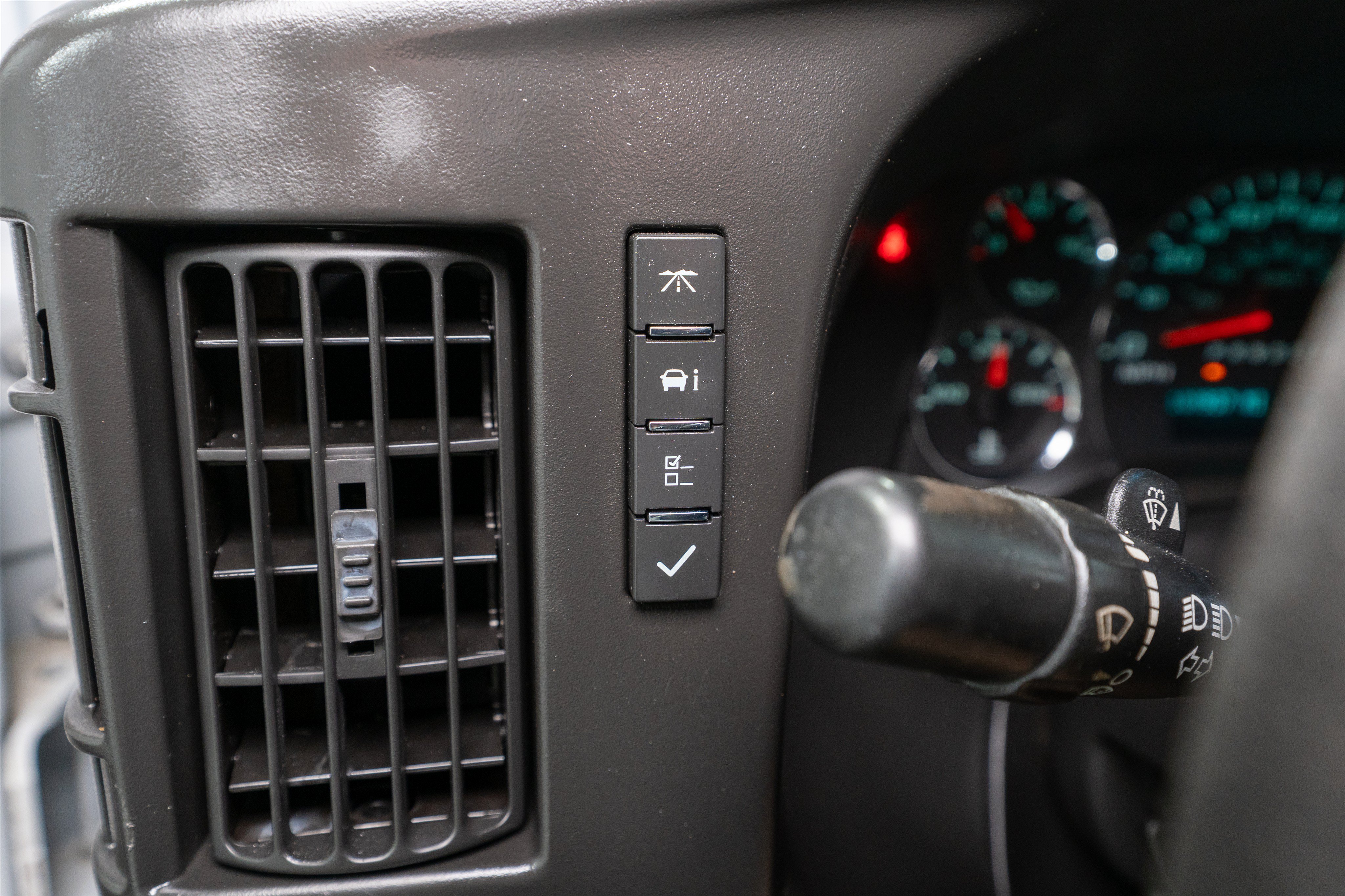 Used 2014 GMC Savana 1500 w/ Savana Pro Plus Package RWD image 29
