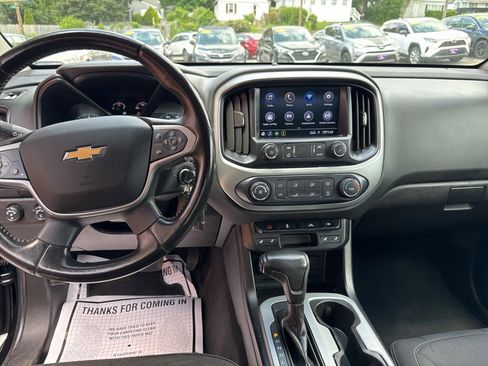 Used 2021 Chevrolet Colorado LT w/ LT Convenience Package AWD/4WD image 26