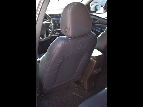 Used 2023 Chevrolet Bolt EUV Premier w/ Sun & Sound Package image 24