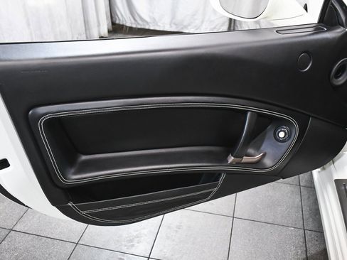 Used 2013 Ferrari California image 11