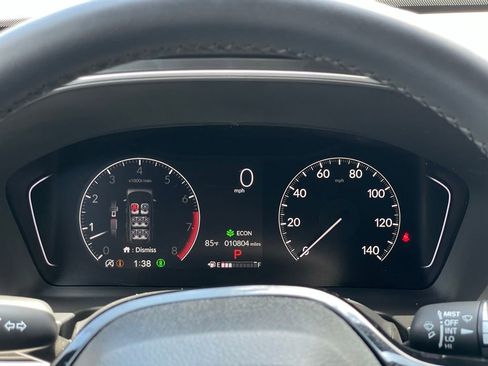 Used 2025 Honda Pilot Touring image 13