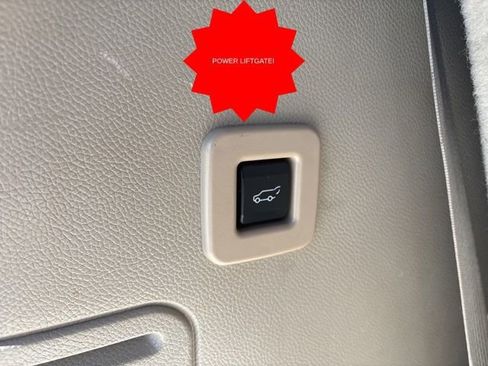 Used 2014 Ford Expedition Limited w/ Equipment Group 301A RWD image 31