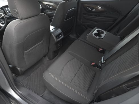 Used 2021 GMC Terrain SLE w/ Driver Convenience Package image 24