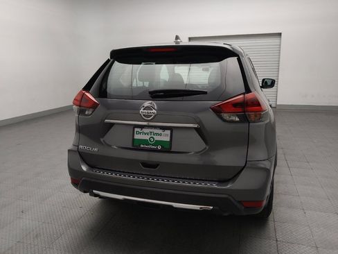 Used 2020 Nissan Rogue S FWD image 7
