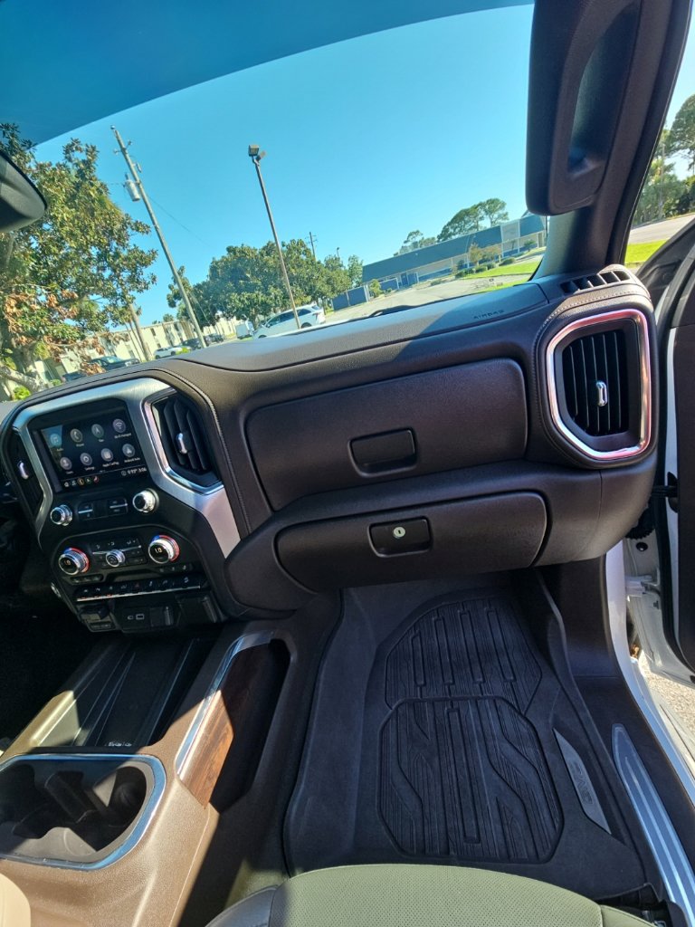 Used 2020 GMC Sierra 1500 SLT w/ SLT Premium Plus Package AWD/4WD image 25