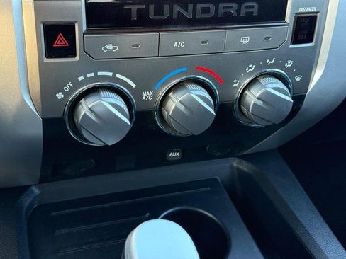 Used 2017 Toyota Tundra SR5 image 16