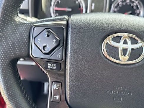 Certified 2020 Toyota 4Runner TRD Off-Road Premium w/ Moonroof Package AWD/4WD image 22