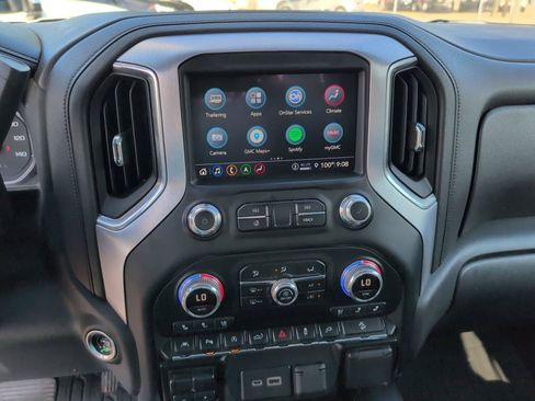 Used 2022 GMC Sierra 1500 SLT w/ SLT Premium Plus Package AWD/4WD image 18