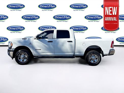 Used 2022 RAM 2500 Tradesman w/ Chrome Appearance Group image 5