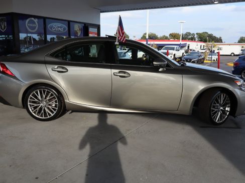 Used 2014 Lexus IS 250 AWD image 6