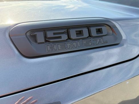 Used 2022 RAM 1500 Big Horn w/ Night Edition AWD/4WD image 10