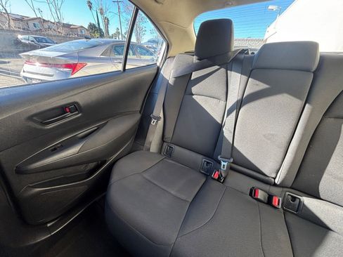 Used 2023 Toyota Corolla LE image 39