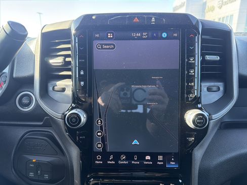 Used 2025 RAM 3500 Tradesman image 26