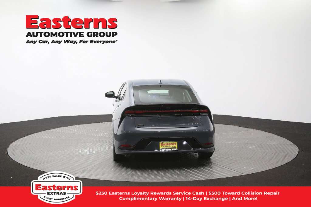 Used 2023 Toyota Prius XLE AWD/4WD image 36