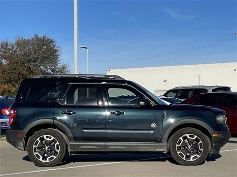 Used 2022 Ford Bronco Sport Outer Banks w/ Tech Package image 3