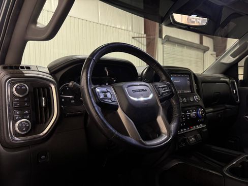 Used 2020 GMC Sierra 2500 Denali w/ Denali Ultimate Package AWD/4WD image 3
