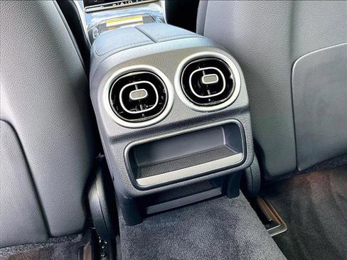 Used 2026 Mercedes-Benz C 300 Sedan image 25