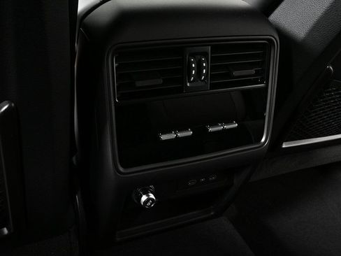 Certified 2026 Porsche Cayenne Coupe AWD/4WD image 22