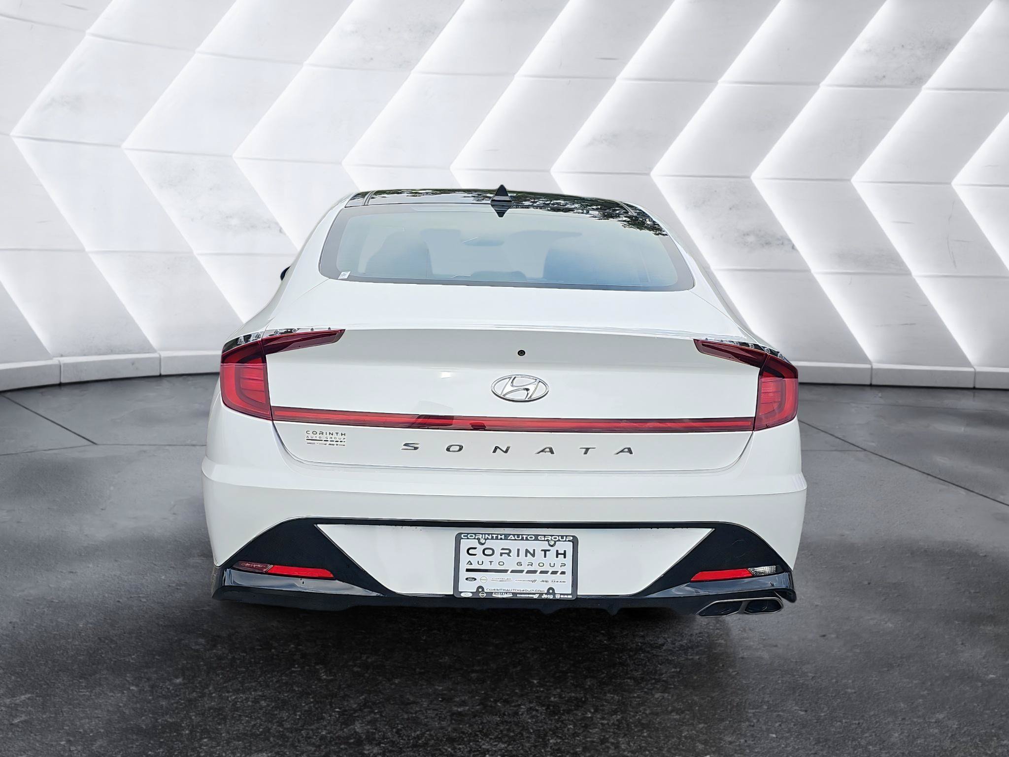 Used 2022 Hyundai Sonata SEL w/ Convenience Package FWD image 6