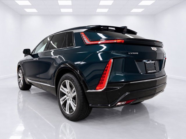 Used 2024 Cadillac Lyriq Tech w/ Driver Assist Package AWD/4WD image 10