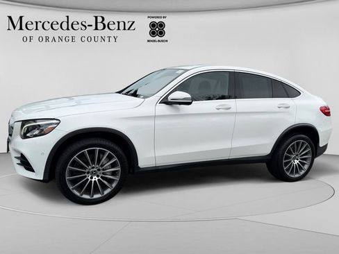 Used 2019 Mercedes-Benz GLC 300 4MATIC Coupe image 2