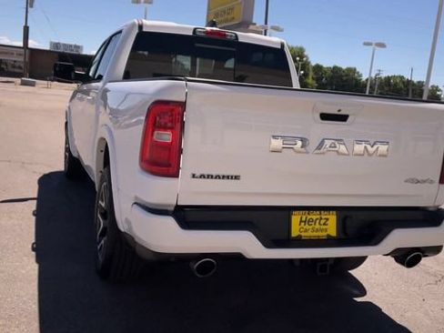 Used 2025 RAM 1500 Laramie w/ Sport Appearance Package AWD/4WD image 8