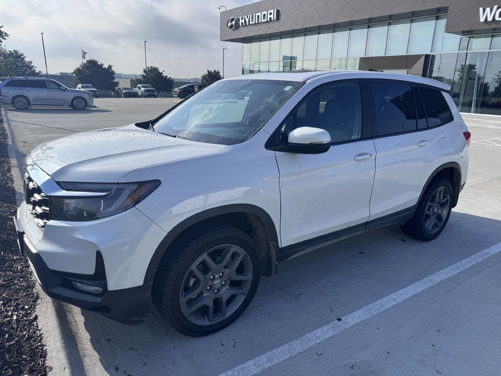 Used 2023 Honda Passport EX-L image 1