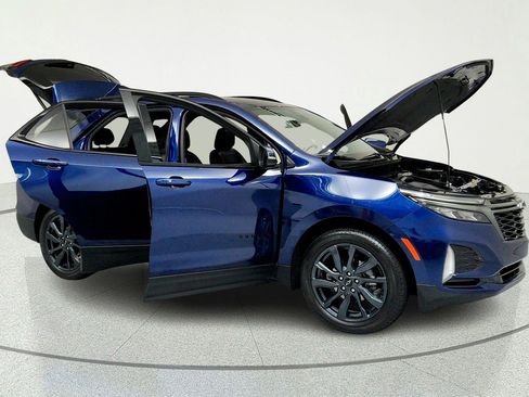 Used 2023 Chevrolet Equinox RS w/ RS Leather Package FWD image 14