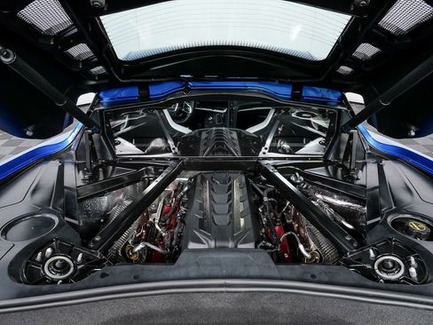 Used 2024 Chevrolet Corvette Stingray Coupe w/ 1LT image 27