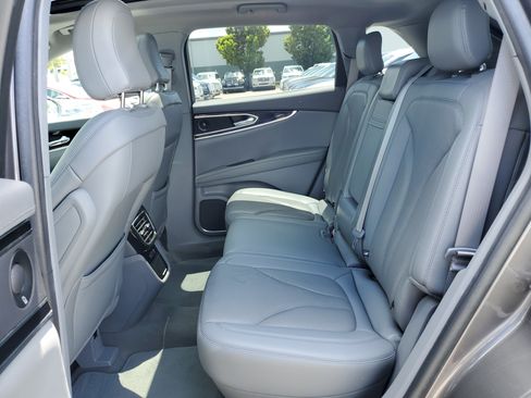 Certified 2021 Lincoln Nautilus Reserve w/ Class II Trailer Tow Package image 7