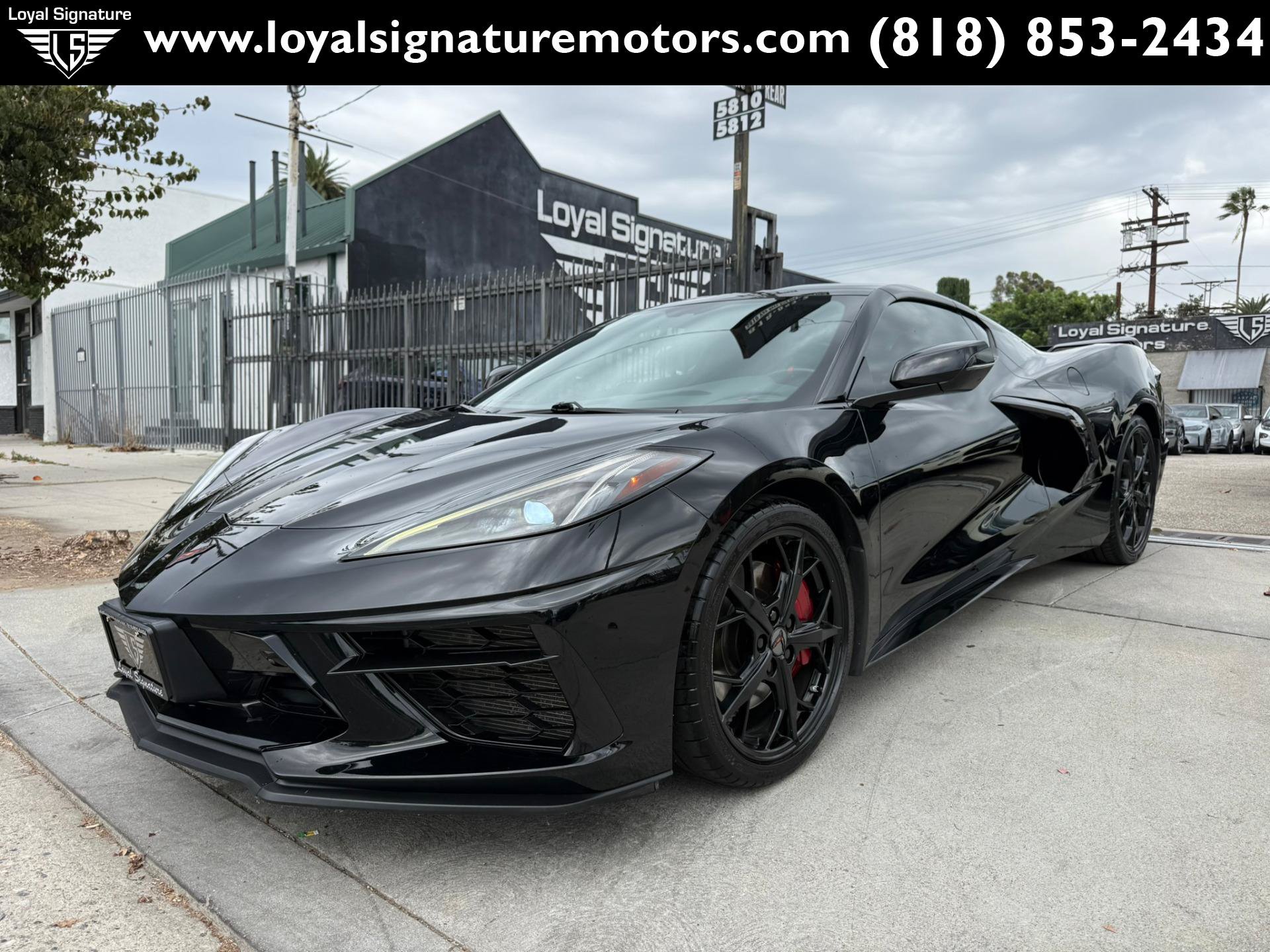 Used 2022 Chevrolet Corvette Stingray Premium Cpe w/ Z51 Performance Package RWD image 3
