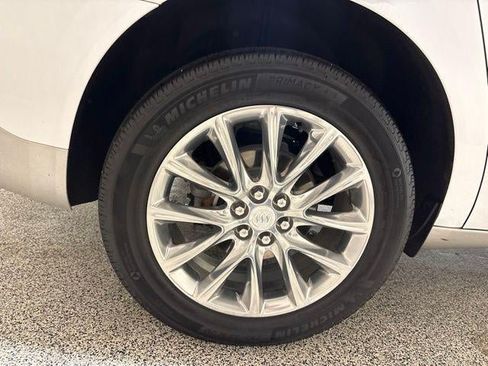 Used 2019 Buick Enclave Premium w/ Experience Buick Package AWD/4WD image 34