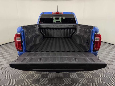 Used 2025 GMC Canyon Elevation w/ Convenience Package AWD/4WD image 16