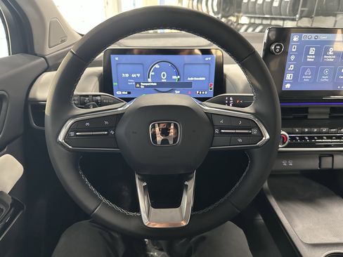New 2026 Honda Prologue Touring image 9