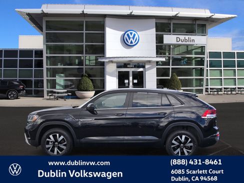 Certified 2023 Volkswagen Atlas Cross Sport SE image 7