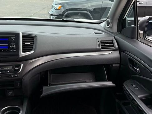 Used 2017 Honda Ridgeline RTL image 29