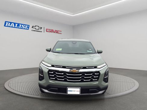 New 2026 Chevrolet Equinox LT image 3