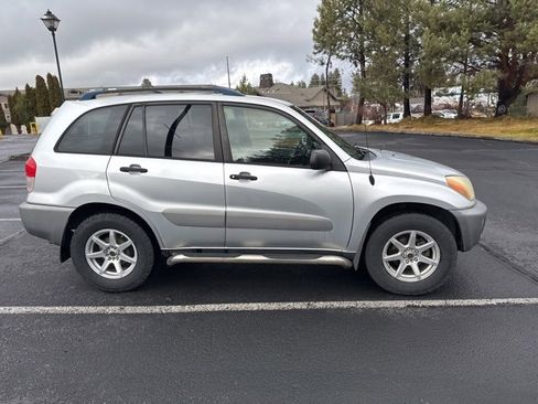 Used 2003 Toyota RAV4 4WD image 2