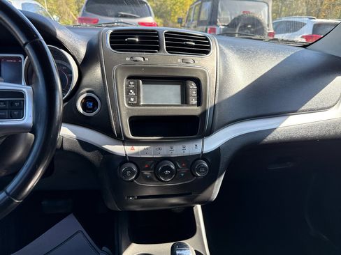 Used 2012 Dodge Journey SXT w/ Popular Equipment Group image 17