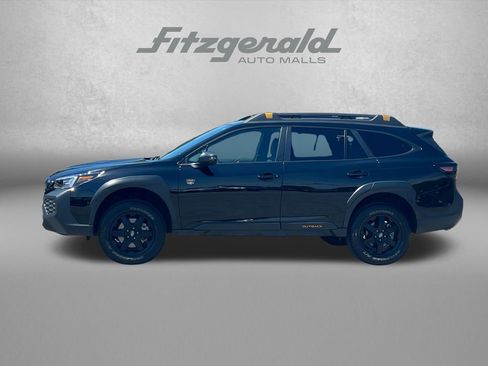 Used 2025 Subaru Outback Wilderness AWD/4WD image 5