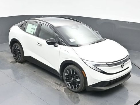 New 2026 Nissan Leaf Platinum+ w/ Cargo Package (Platinum+) image 35