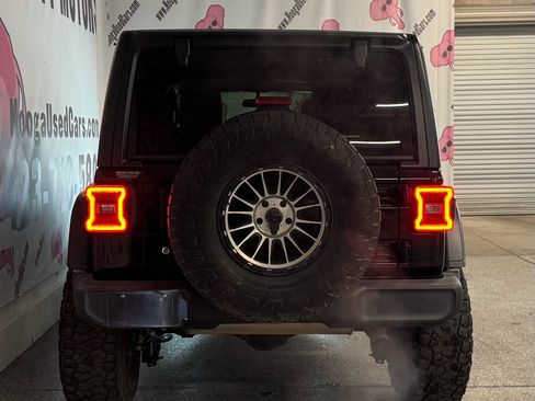 Used 2018 Jeep Wrangler Unlimited Sport S image 12