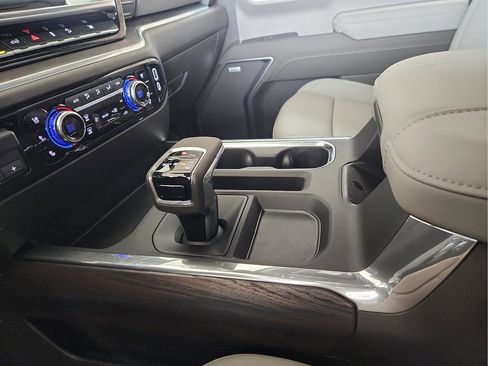 New 2026 GMC Sierra 1500 SLT AWD/4WD image 22