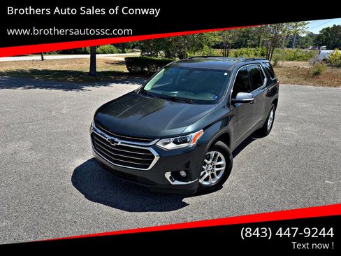 Used 2019 Chevrolet Traverse LT w/ LPO, Floor Liner Package AWD/4WD image 1
