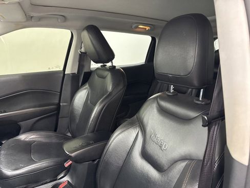 Used 2018 Jeep Compass Limited w/ Navigation Group image 17