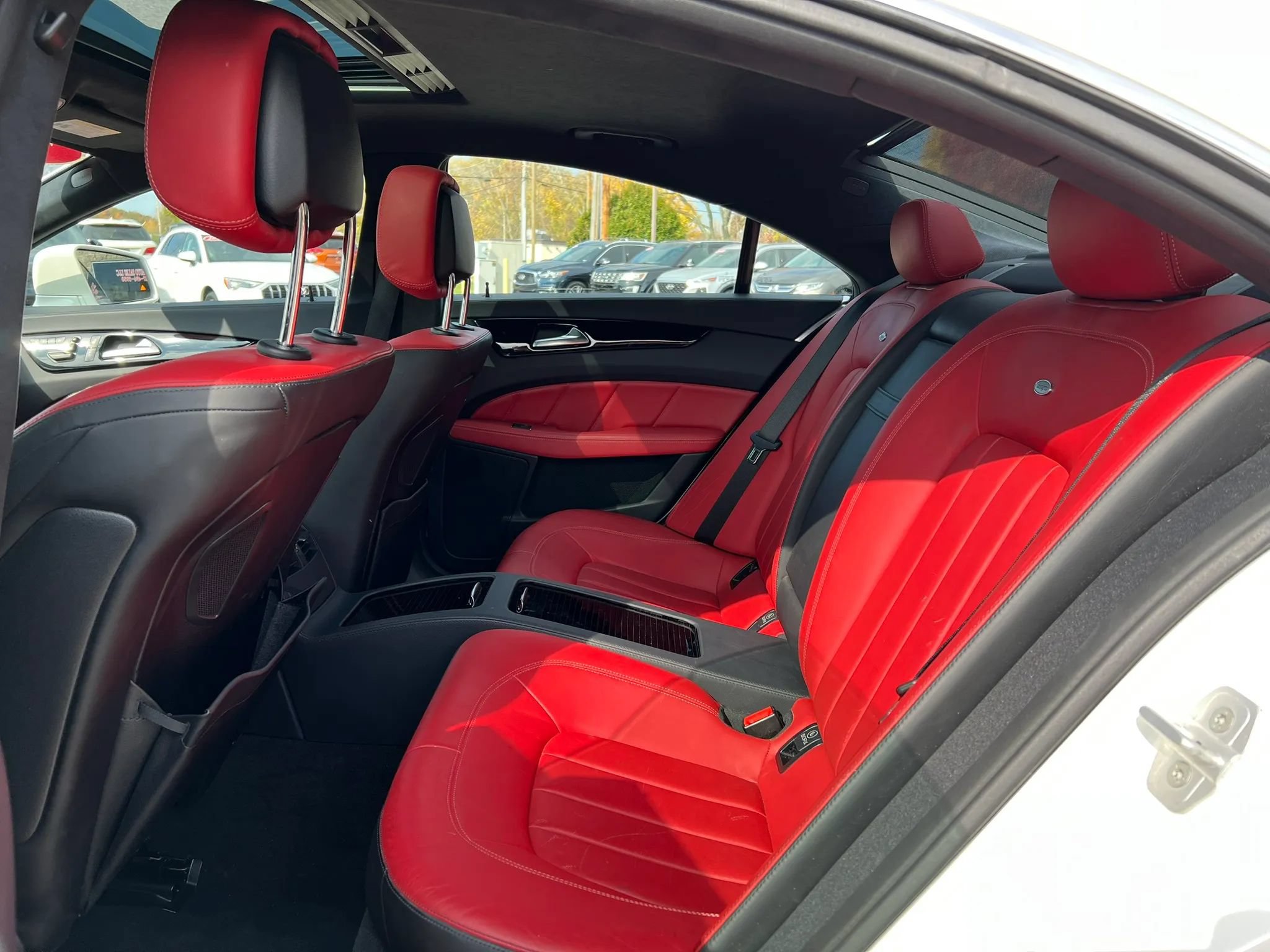 Used 2014 Mercedes-Benz CLS 550 4MATIC image 29