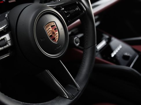 Certified 2025 Porsche Cayenne GTS AWD/4WD image 20