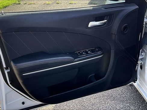 Used 2022 Dodge Charger SXT RWD image 22