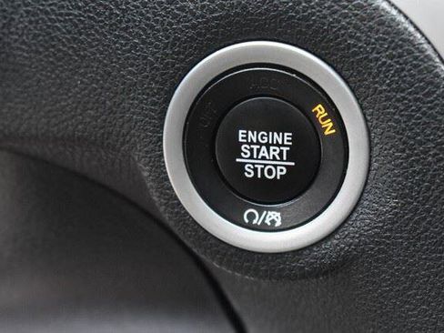 Used 2023 Chrysler 300 Touring L w/ Popular Equipment Group AWD/4WD image 32