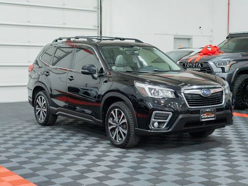 Used 2020 Subaru Forester Limited w/ Popular Package #3 AWD/4WD image 11
